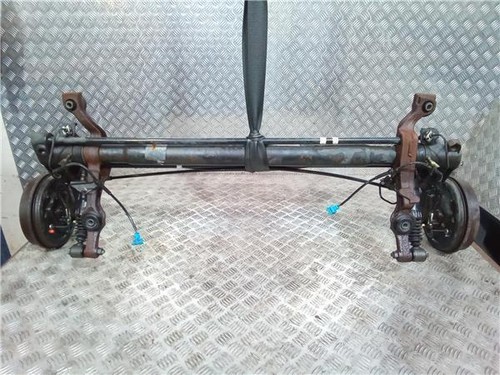Essieu arriere citroen saxo - essieu,