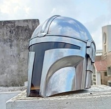 Le costume Mandalorian Helmet