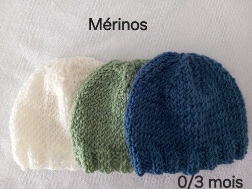 Lot bonnets bébé 0 - 3,