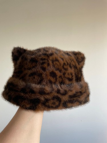 Chapeau neuf fausse - neuf,