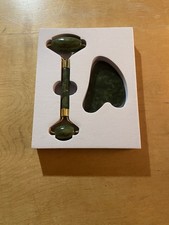 Jade Roller + Gua Sha –