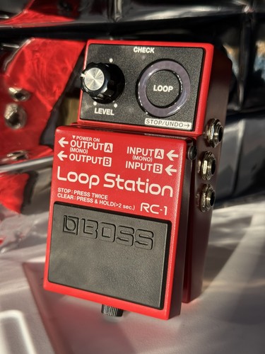 Boss loop station - rc-1,