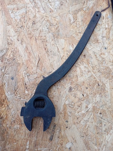 Ancienne clefs molette - clefs, a
