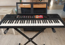 Piano Yamaha PSR F51 Clavier électronique en excellent état