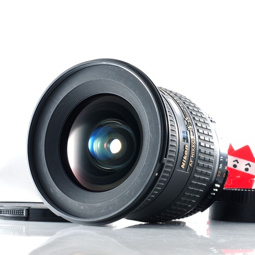 Objectif zoom grand angle