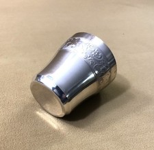 belle timbale en argent massif MINERVE décor LOUIS XV 6,4 cm ( verre gobelet )