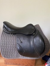 Stubben Portos Elite 17.5 saddle