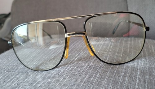 Ancienne paire lunettes - ancienne,