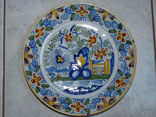Rare ancienne assiette - , en