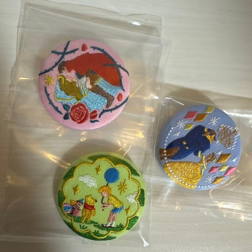 Insigne broderie disney winnie - disney,