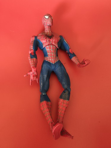 Figurine articulée spiderman - articulée,