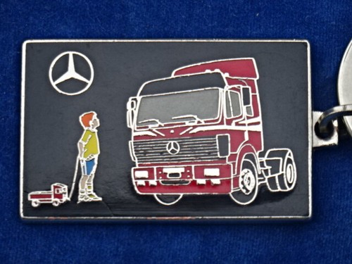 Superbe rare top porte cles - superbe,