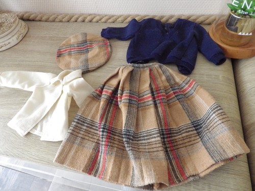 Tenue edimbourg pour - , poupee