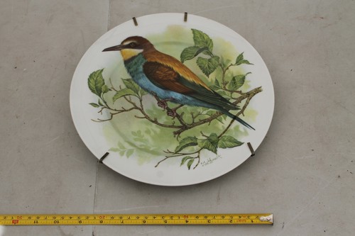 Assiette ancienne porcelaine
