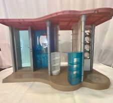 2004 Barbie Fashion show mall Salon play set rare Read Cracked
