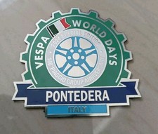 convient pour VESPA CLUB PLACCA BADGE EMBLÈME VWD journée mondiale 2024...