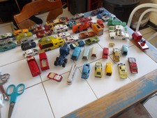 lot voitures minatures en