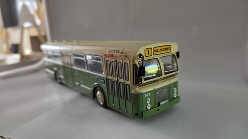 Sub28 bus ixo hachette - sub28,