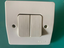 Legrand neptune double bouton poussoir