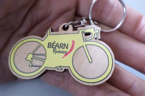Porte clef clé béarn - porte,
