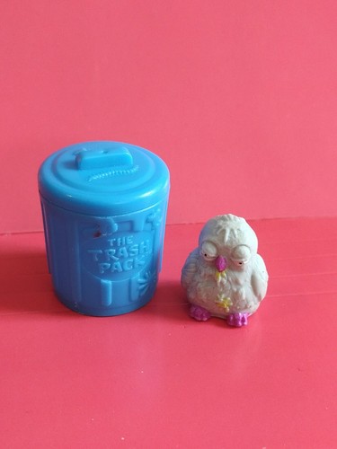 Figurine poubelle bleues the - ,