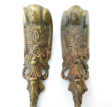 2 ANCIENS BRONZES ORNEMENTS