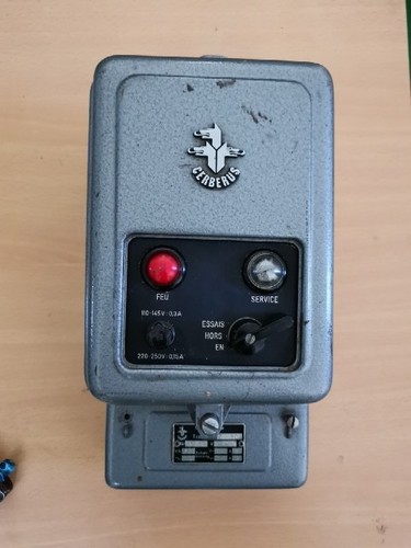 Alarme incendie vintage"