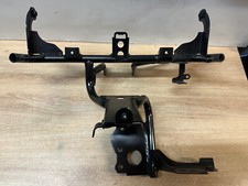 UNE ARAIGNEE SUPPORT AVANT