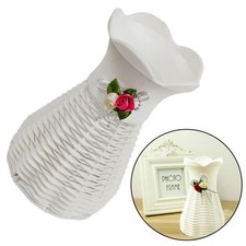 Vase en rotin artificiel