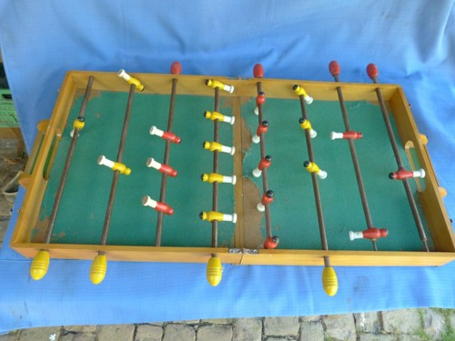 Ancien baby foot bois - en,