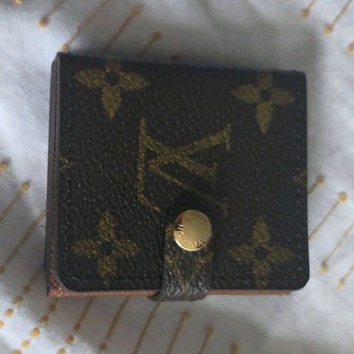 Louis vuitton monogram - vuitton, compact