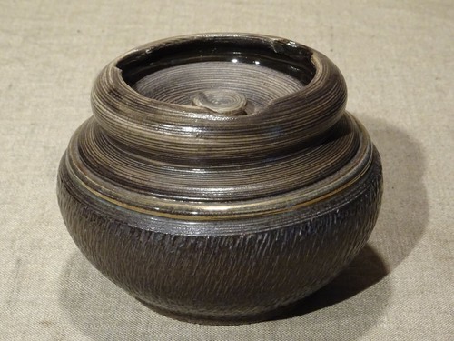 Pot tabac porte - pot, pipes