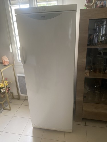 Congélateur armoire - congélateur,