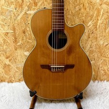 Guitare classique électrique