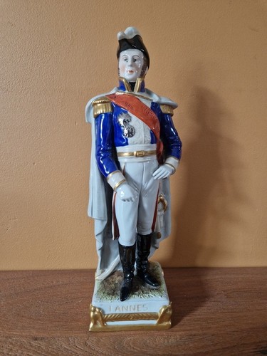 Sujet porcelaine de - sujet, en