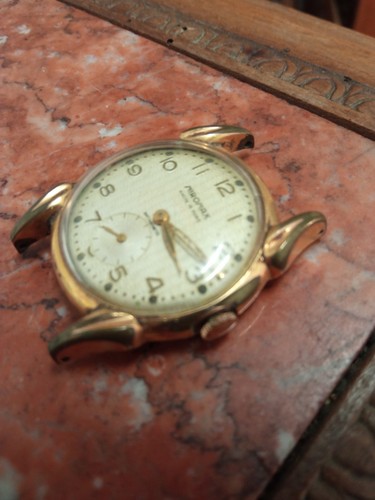 Montre mécanique vintage - ,