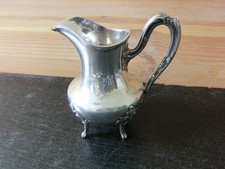 POT A LAIT OU CREME ARGENT