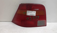 Feu arriere principal gauche