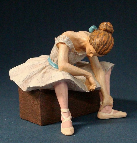 Statuette décorative figurine - statuette,