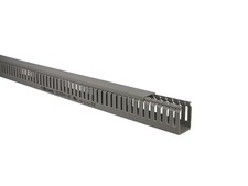 Goulotte de câblage PVC à