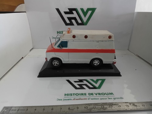 Dodge van matchbox - 1/34, blanc