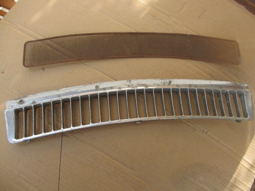 Grille aération capot - grille, d'aération
