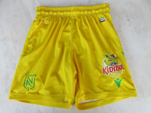 Short nantes porté macron - short,