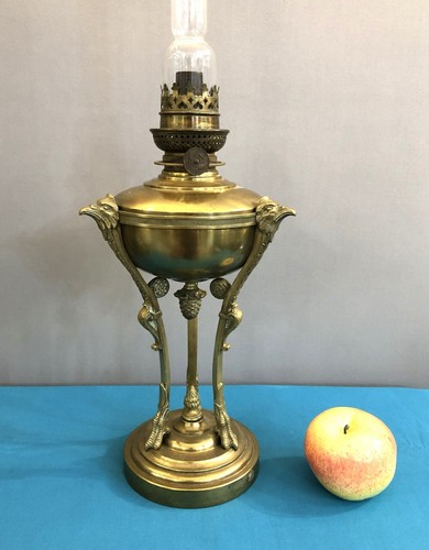 Antique bronze tripod kerosene - bronze,