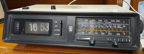 Radio reveil grundig sono - reveil,