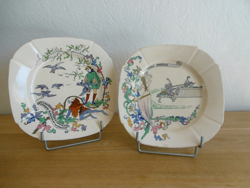 Deux assiettes dessert faience - deux,