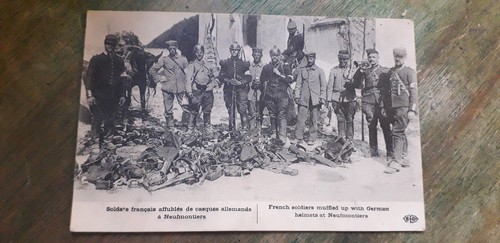 Cpa guerre soldats portant - 14,