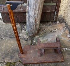 Ancien petit meuble d'artisan