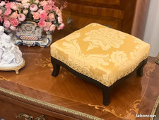 Superbe repose pieds de salon