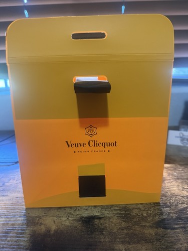 Veuve clicquot yellow label - veuve,